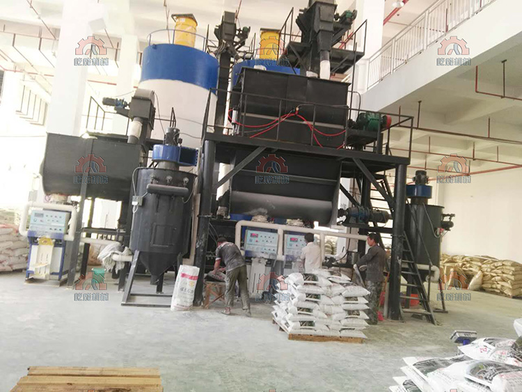 熱熔標線涂料全自動生產設備客戶案例